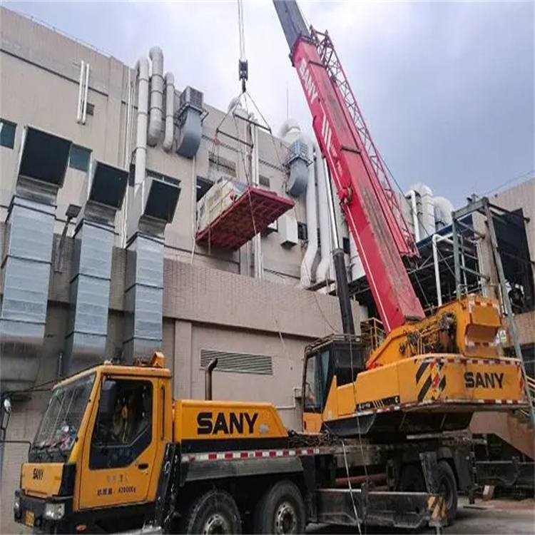 琼山租赁大型汽车吊，助力工程项目高效进行