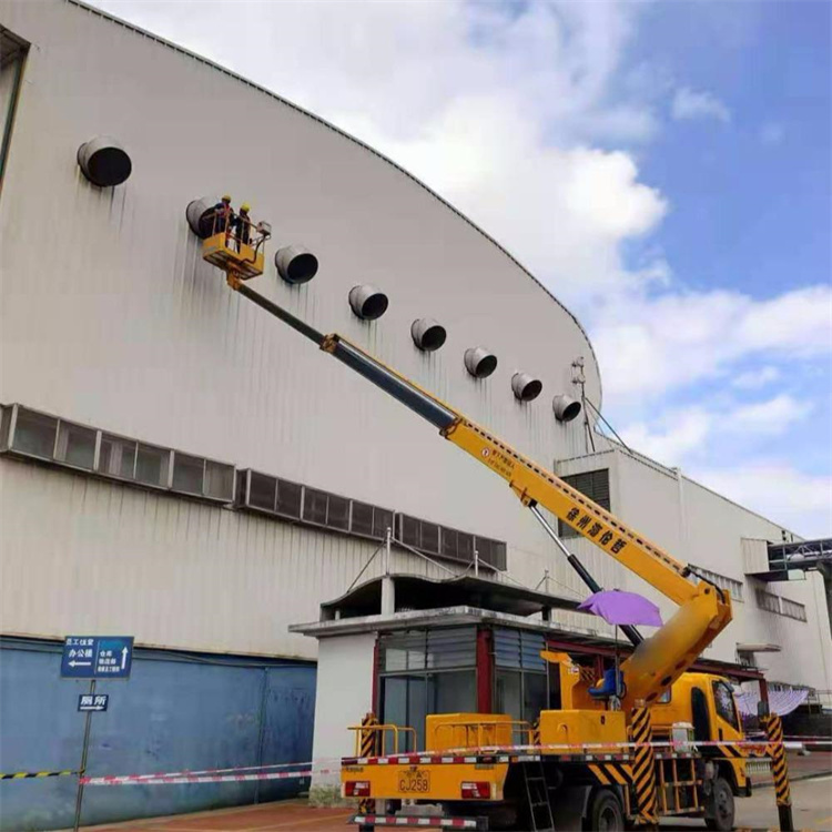 琼山高空作业车出租服务：专业广告牌安装解决方案