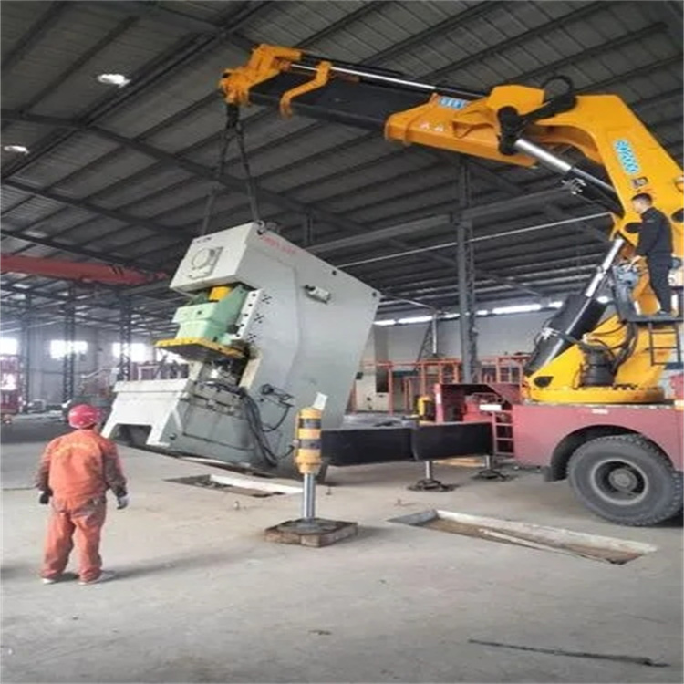 琼山80吨折臂吊车出租附近电话